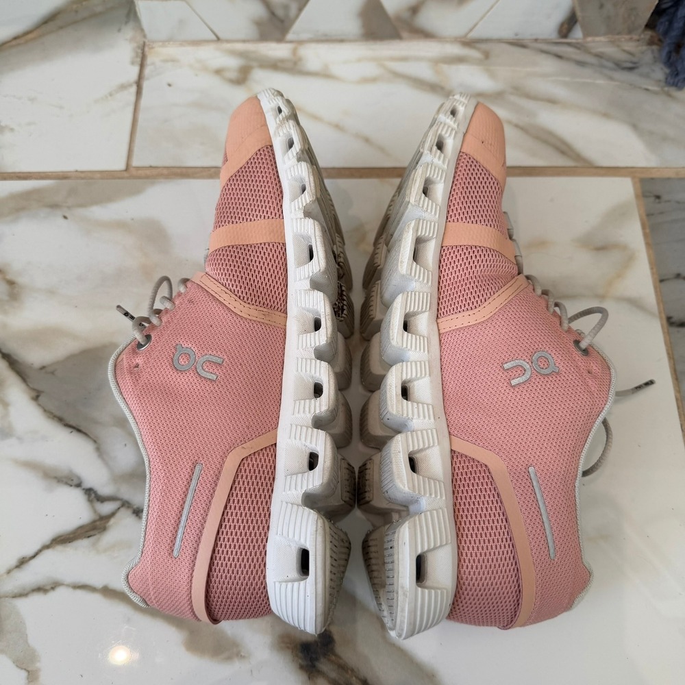 On Running Cloud 5 Womens 9 Rose Shell Pink Peach Training Shoes 59.98556 - Picture 5 of 10